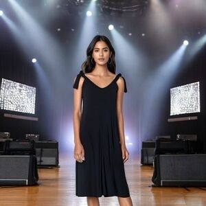 GIGI MODA Black Knot Tie Shoulder V-neck Sleeveless Midi Dress Size M